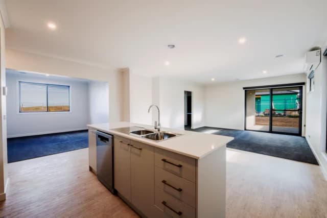 4 Bed, 2 Bath