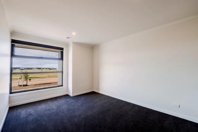 4 Bed, 2 Bath