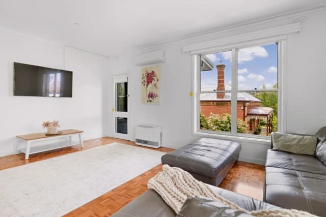 2 Bed, 1 Bath