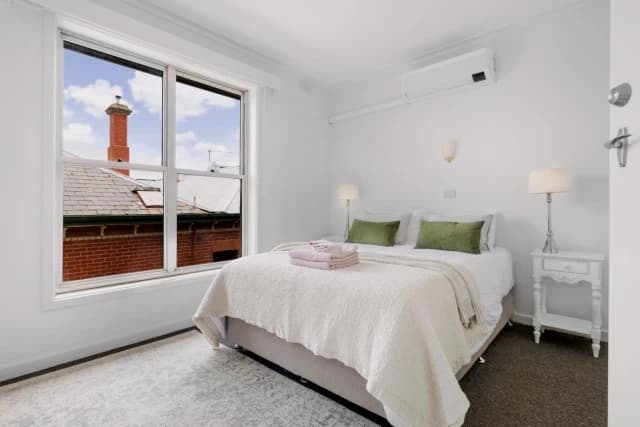 2 Bed, 1 Bath