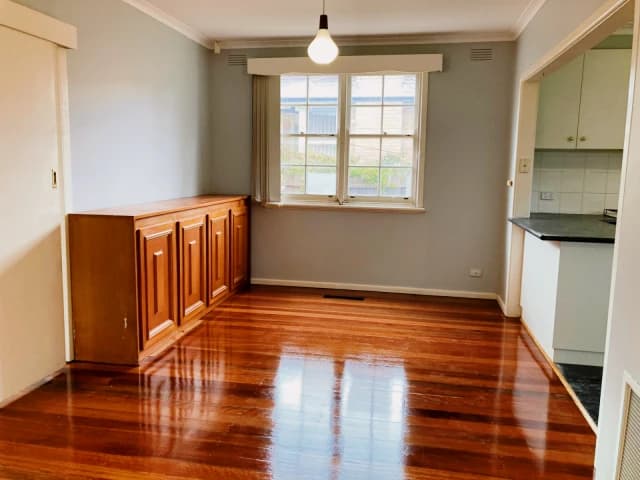 3 Bed, 1 Bath