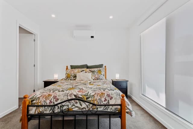 2 Bed, 2 Bath