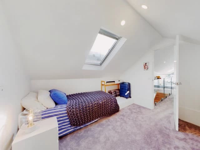 2 Bed, 1 Bath