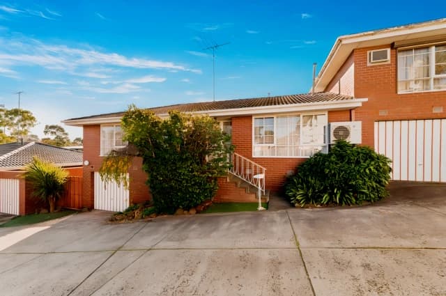 3 Bed, 1 Bath