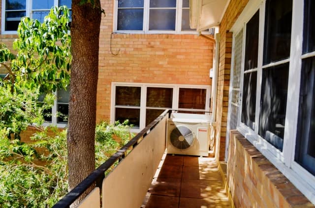 1 Bed, 1 Bath