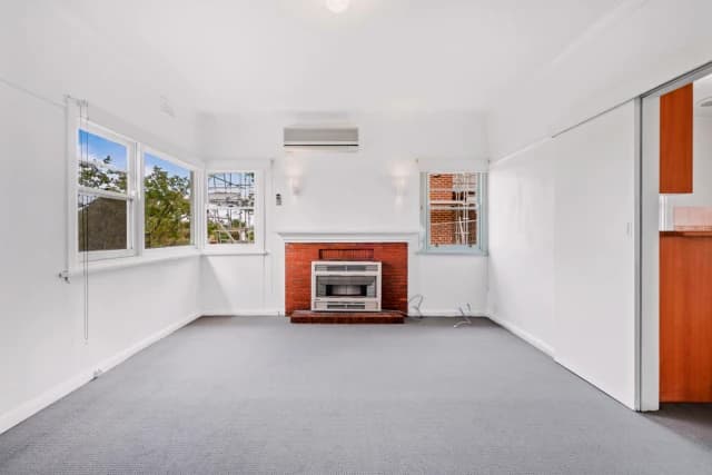 2 Bed, 1 Bath
