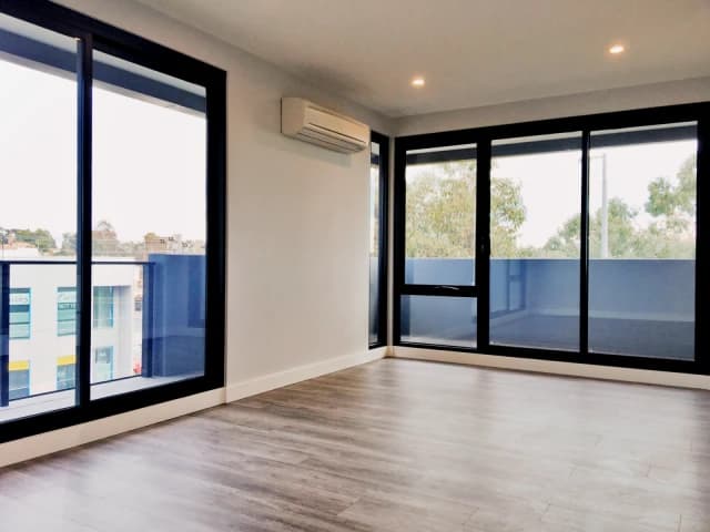 2 Bed, 2 Bath