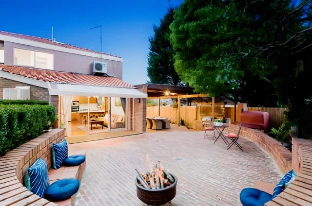 4 Bed, 2 Bath
