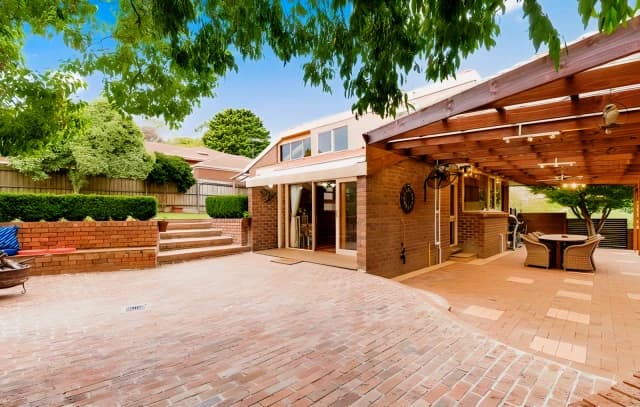 4 Bed, 2 Bath