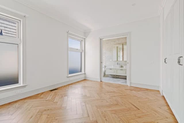 4 Bed, 3 Bath