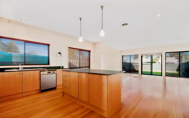 3 Bed, 2 Bath