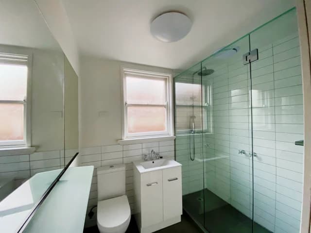3 Bed, 1 Bath