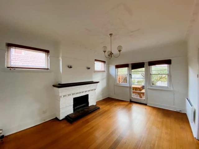 3 Bed, 1 Bath