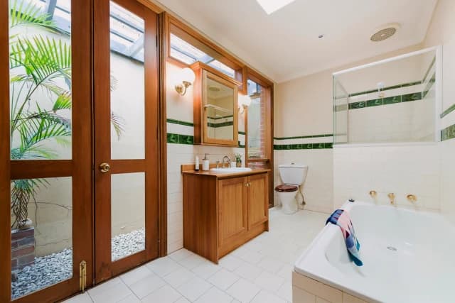 2 Bed, 1 Bath