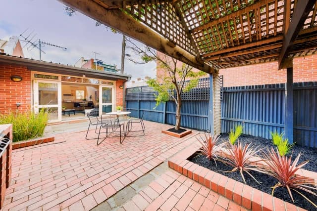 2 Bed, 1 Bath