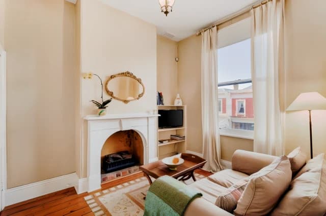 2 Bed, 1 Bath