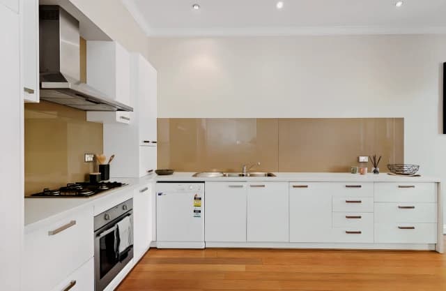 3 Bed, 2 Bath