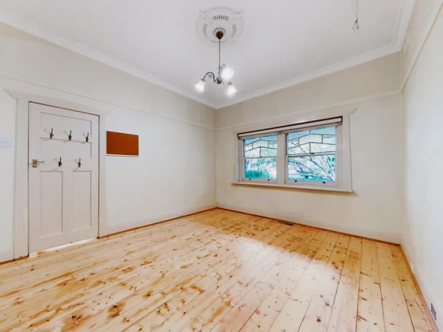 3 Bed, 2 Bath