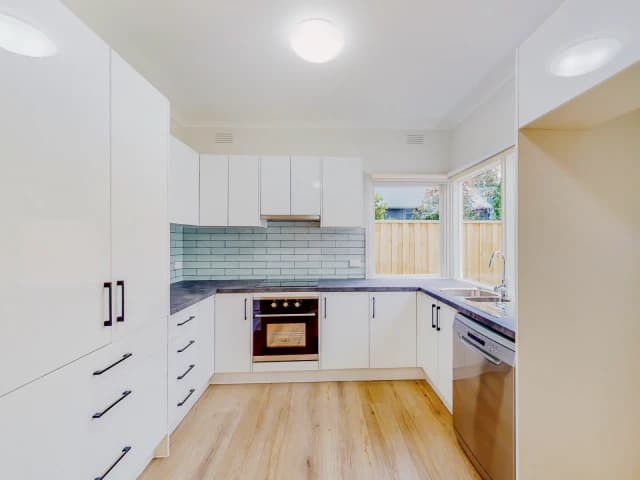 4 Bed, 1 Bath