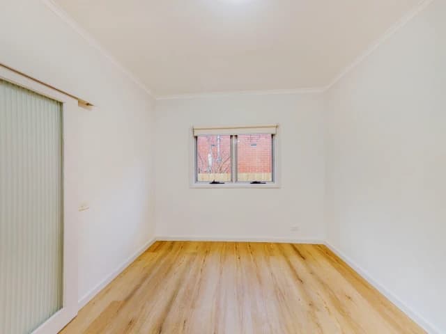 4 Bed, 1 Bath