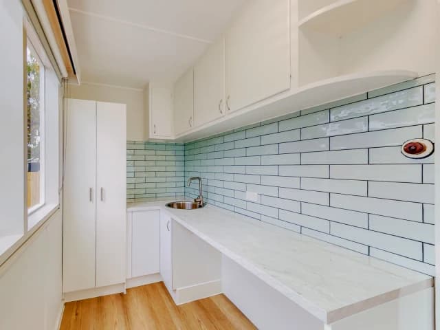 4 Bed, 1 Bath