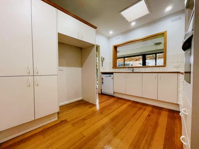 3 Bed, 1 Bath