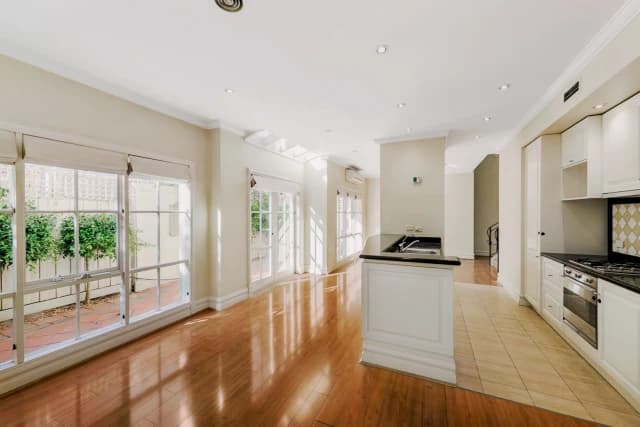3 Bed, 2 Bath