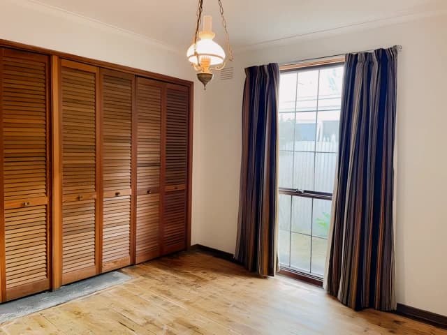 3 Bed, 1 Bath