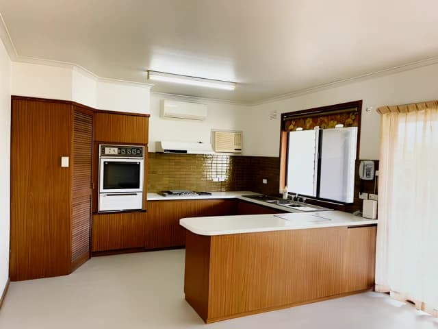 3 Bed, 1 Bath