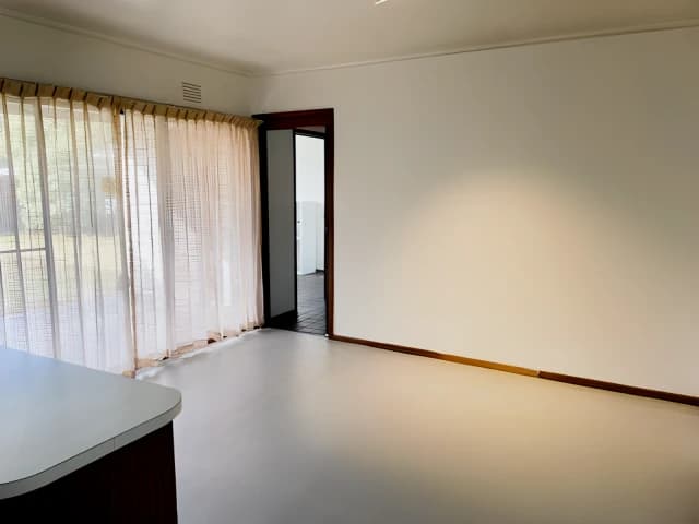 3 Bed, 1 Bath