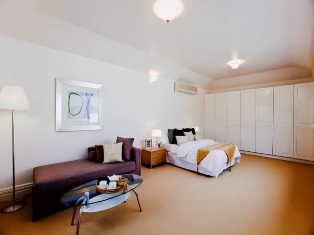 4 Bed, 3 Bath