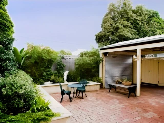 4 Bed, 3 Bath