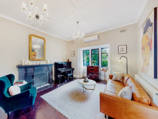 4 Bed, 2 Bath