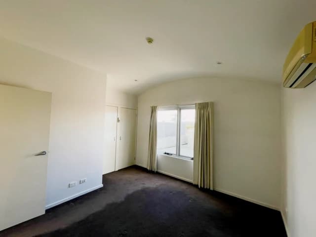 3 Bed, 2 Bath