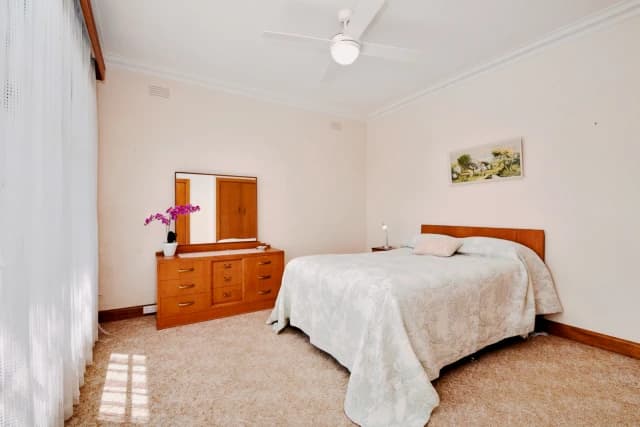 3 Bed, 1 Bath
