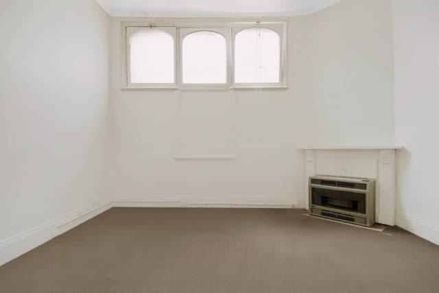 3 Bed, 1 Bath