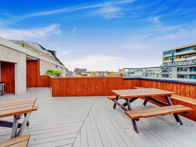 2 Bed, 2 Bath