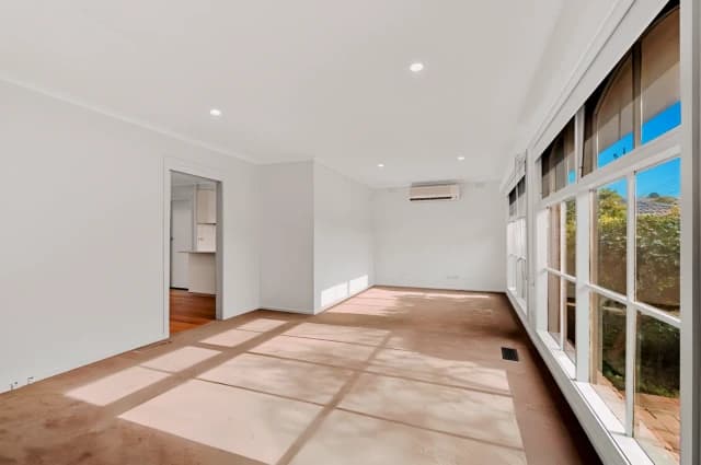3 Bed, 2 Bath