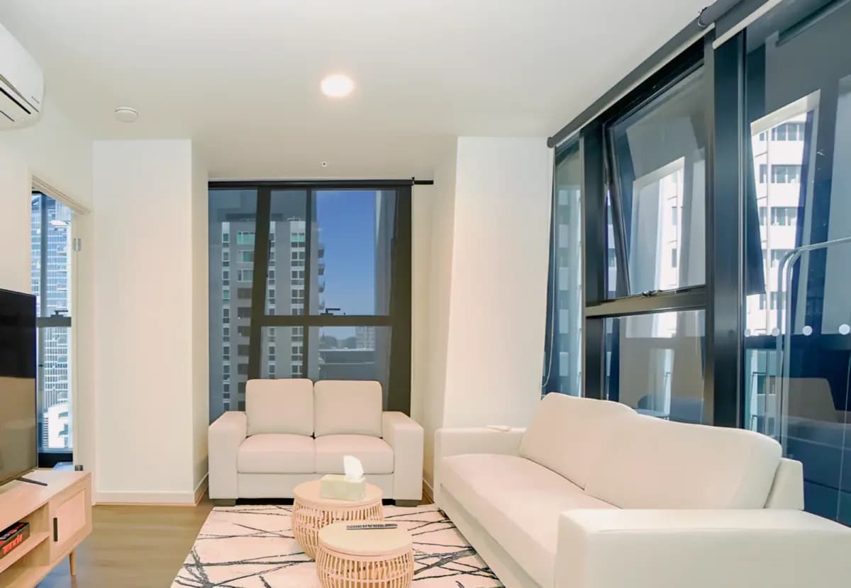2 Bed 2 Bath