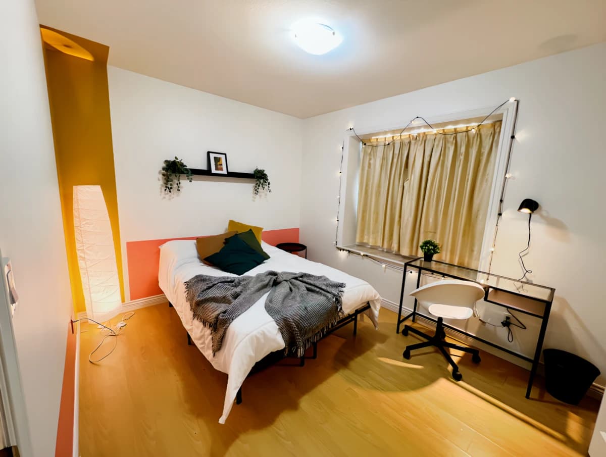 Winnipeg Room