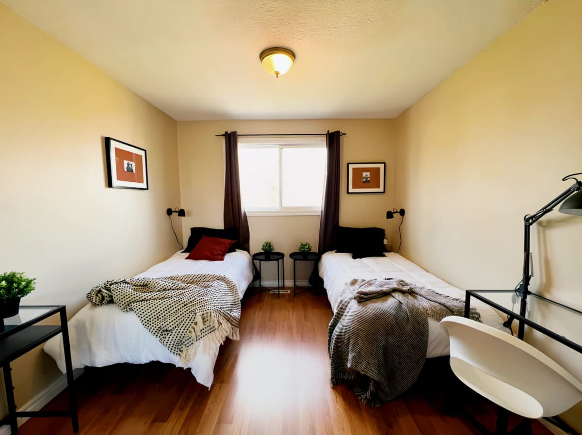 Seaside Room B - Shared