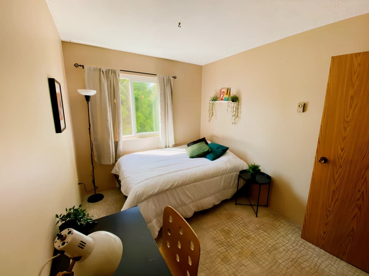 Townhouse King George