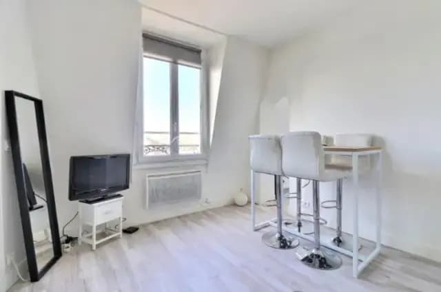 studio in 18e   Montmartre Pigalle