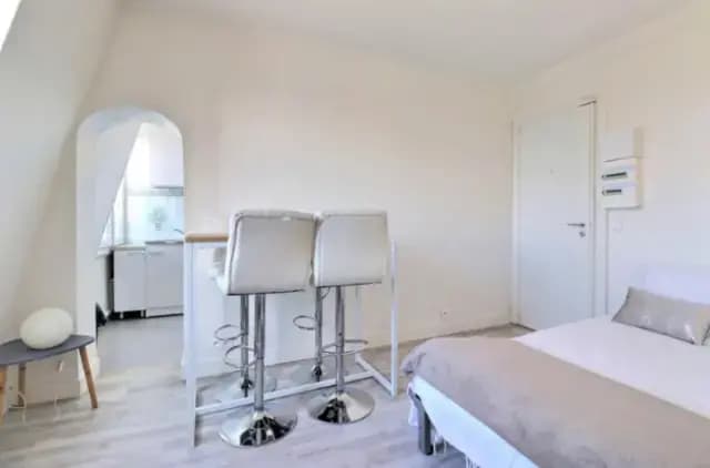 studio in 18e   Montmartre Pigalle
