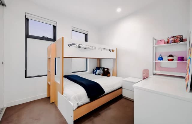 2 Bed 2 Bath