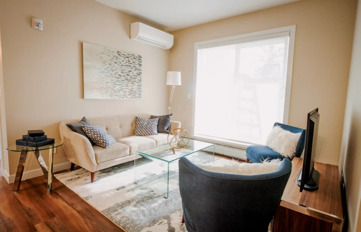 2 Bedroom
