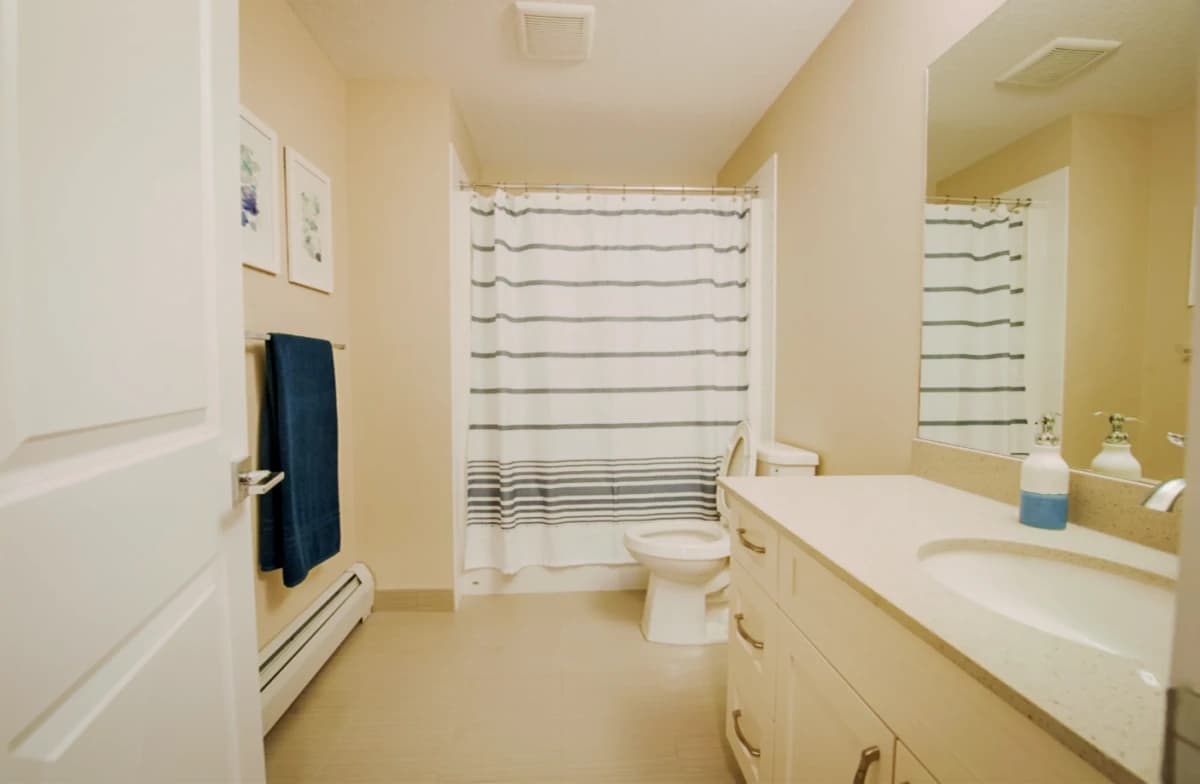 2 Bedroom