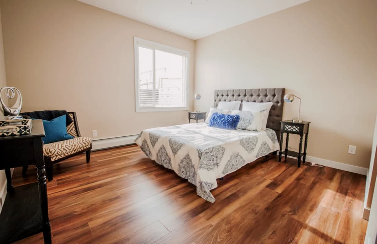 2 Bedroom