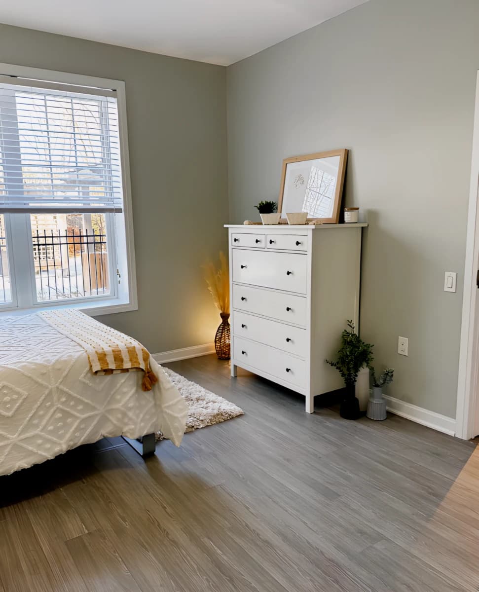 5 BED 5 BATH TOWNHOUSE