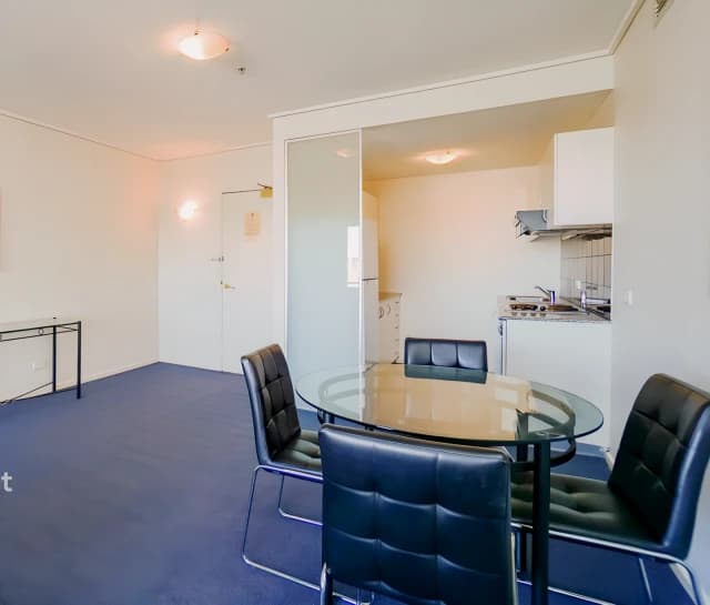 2 Bedroom